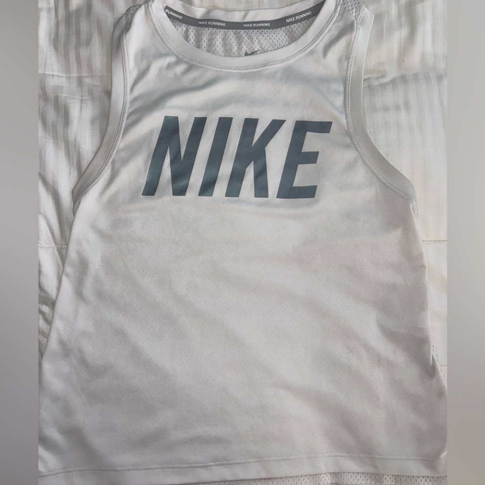 Nike workout tank top